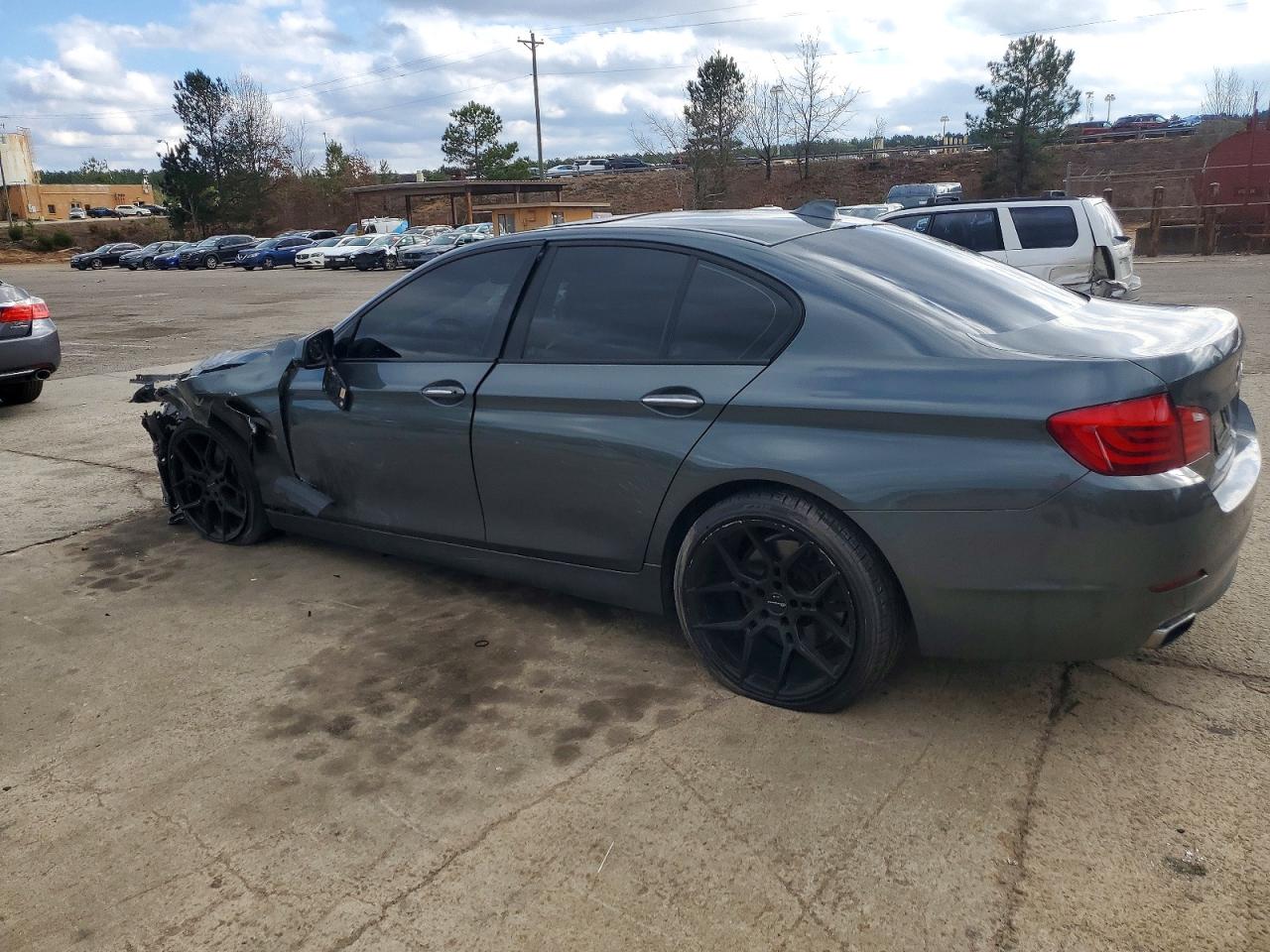 2012 BMW 550 XI photo 2