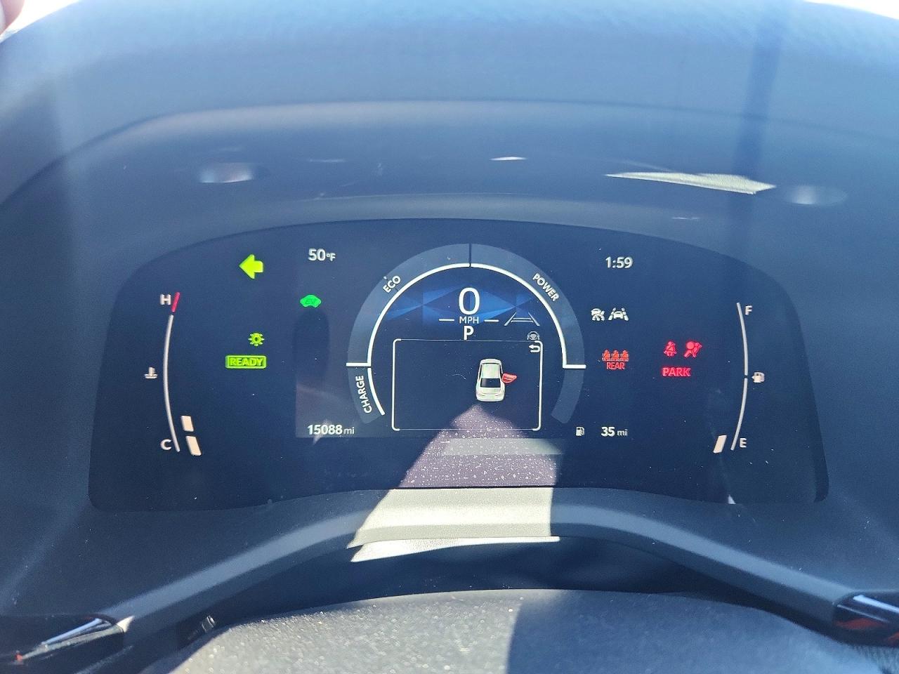 2025 TOYOTA CAMRY SE photo 9