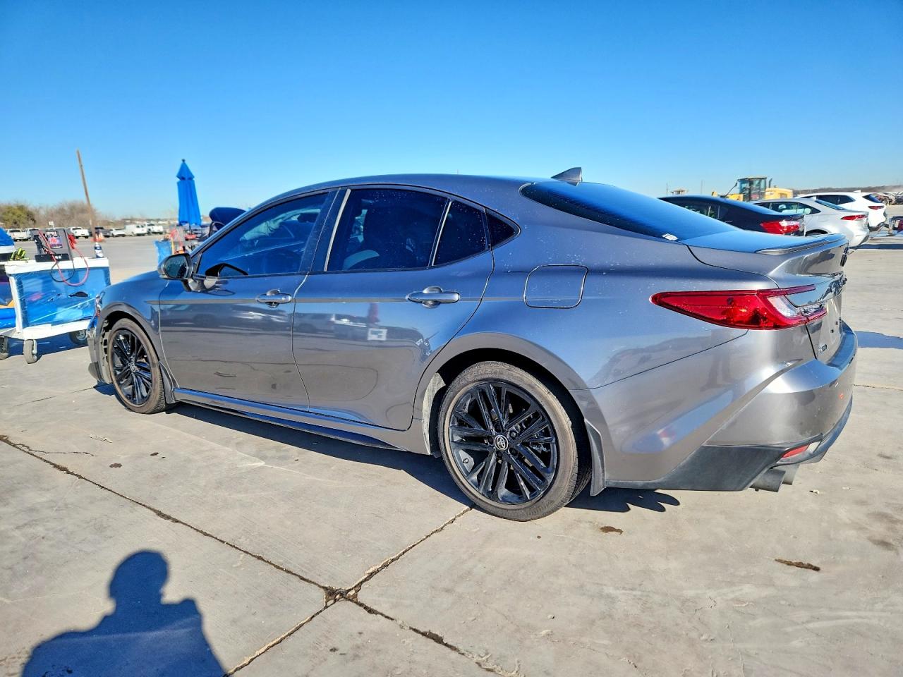 2025 TOYOTA CAMRY SE photo 2
