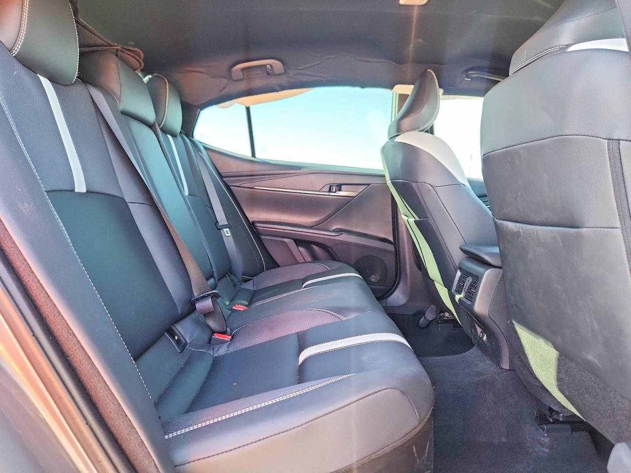2025 TOYOTA CAMRY SE photo 10