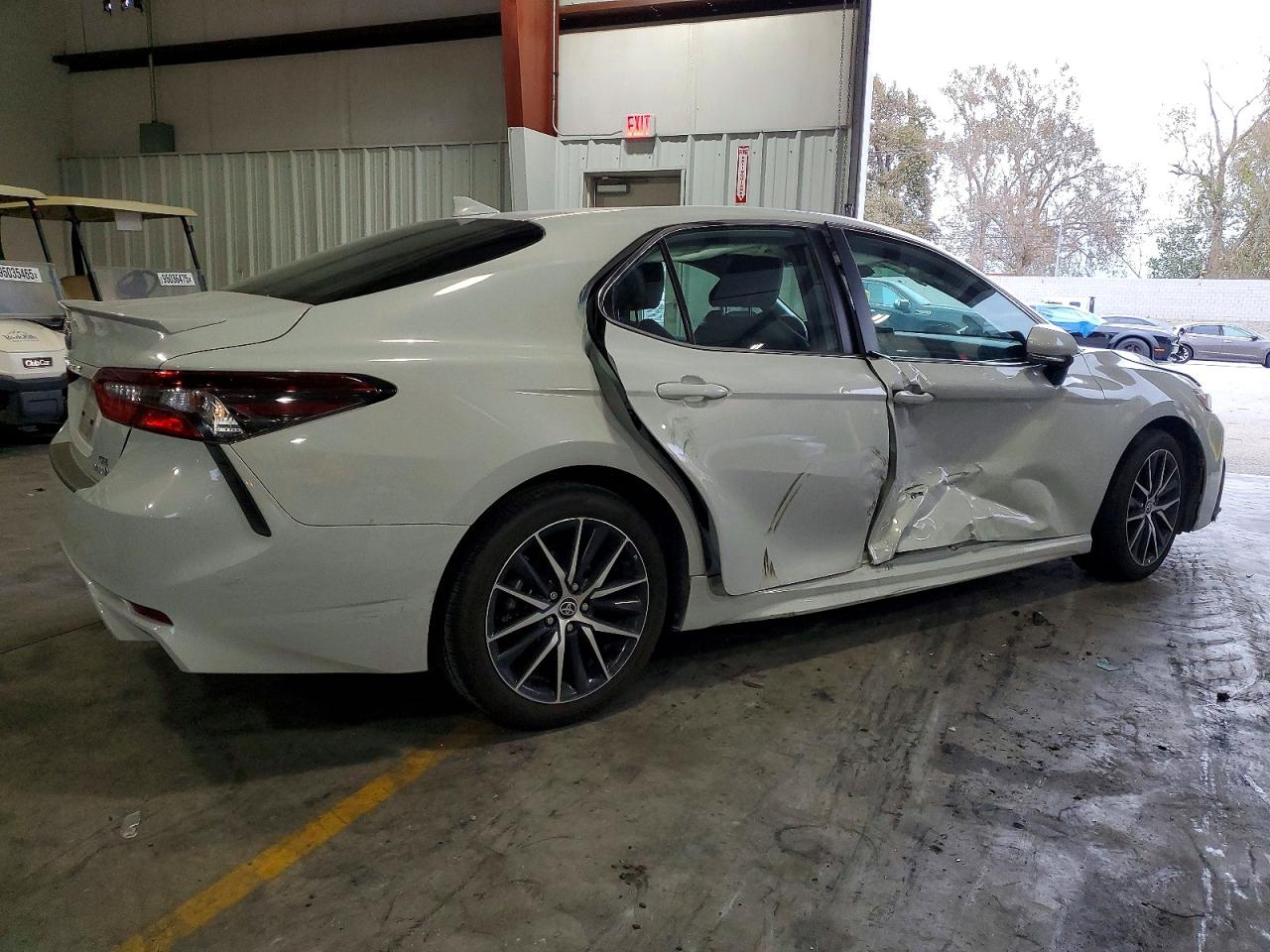 2022 TOYOTA CAMRY NIGHT SHADE photo 3