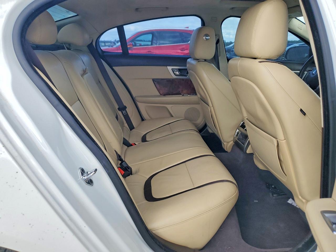 2015 JAGUAR XF 3.0 SPORT photo 19