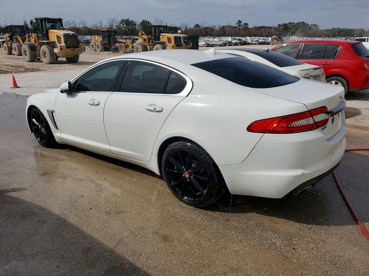 2015 JAGUAR XF 3.0 SPORT photo 3