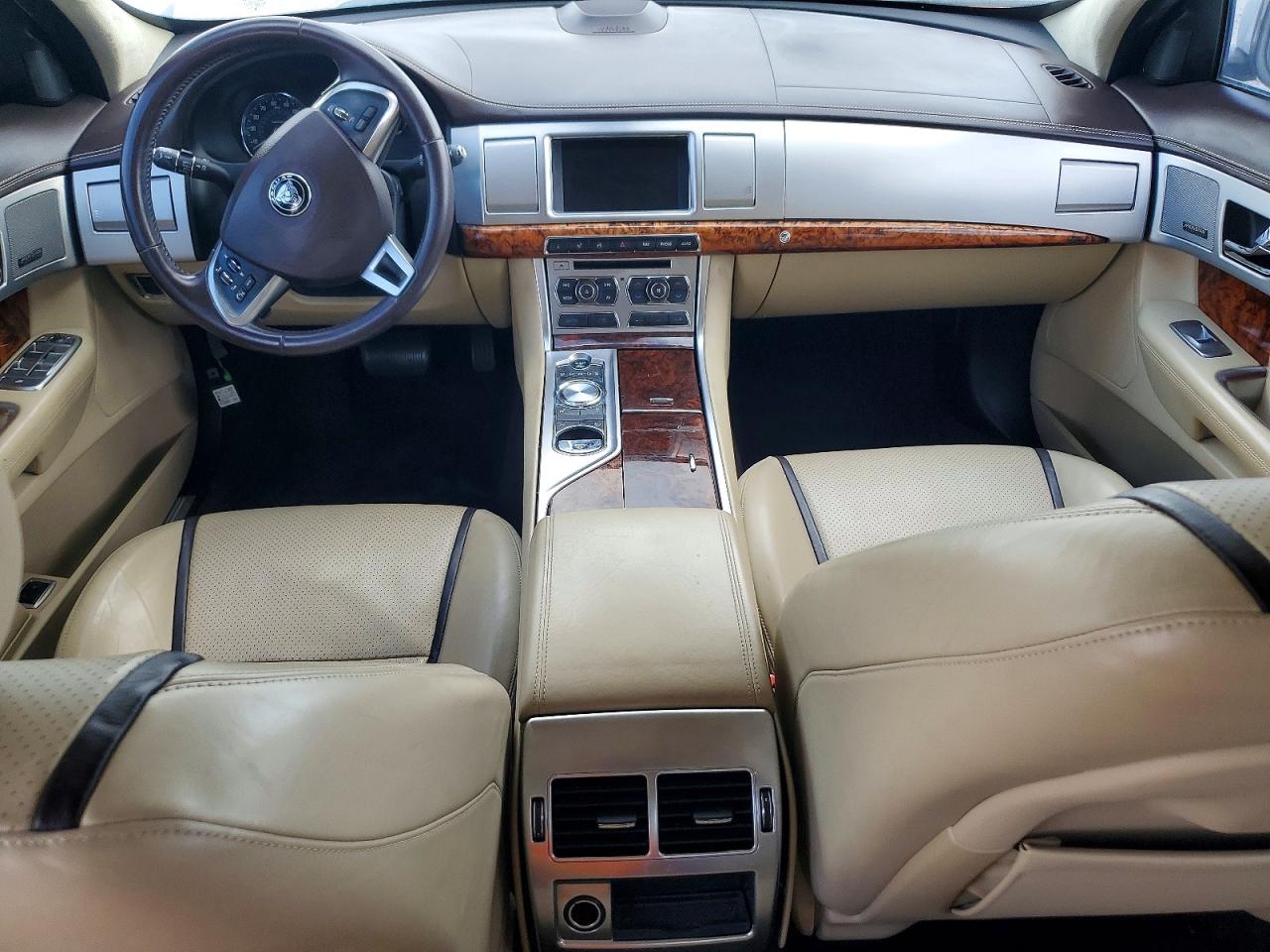 2015 JAGUAR XF 3.0 SPORT photo 15