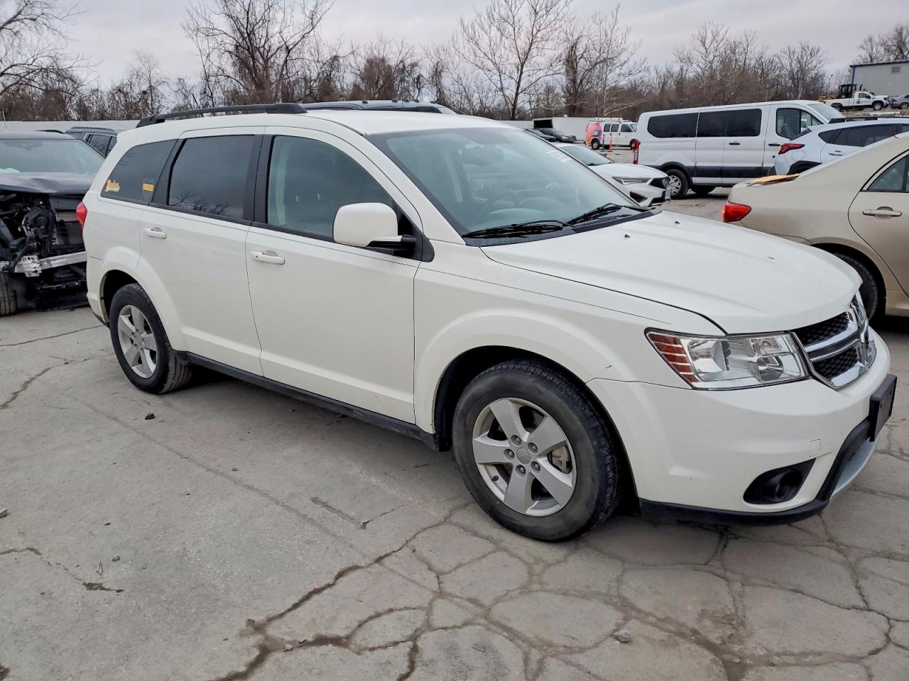 2012 DODGE JOURNEY SXT photo 4