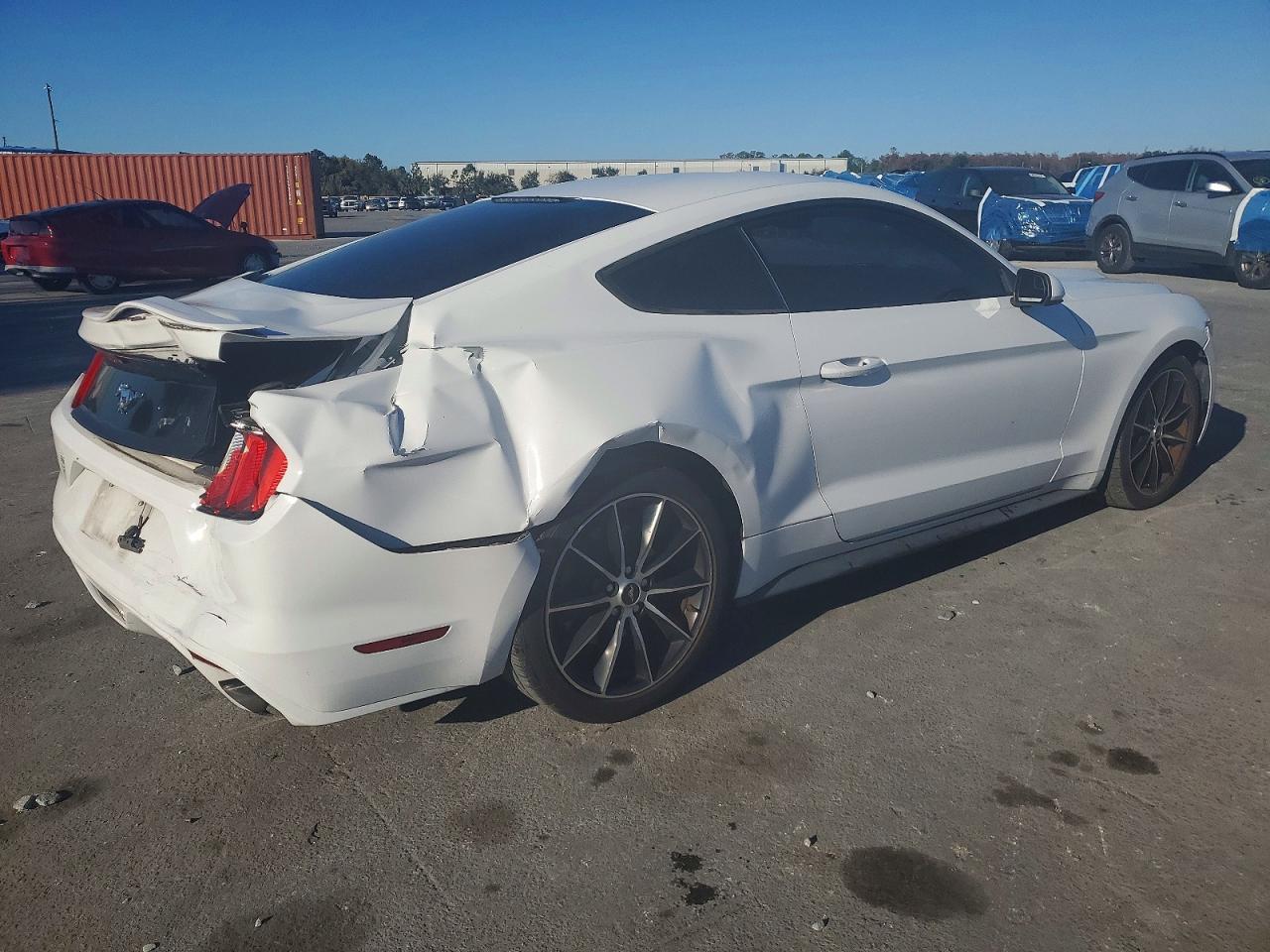 2016 FORD MUSTANG photo 3