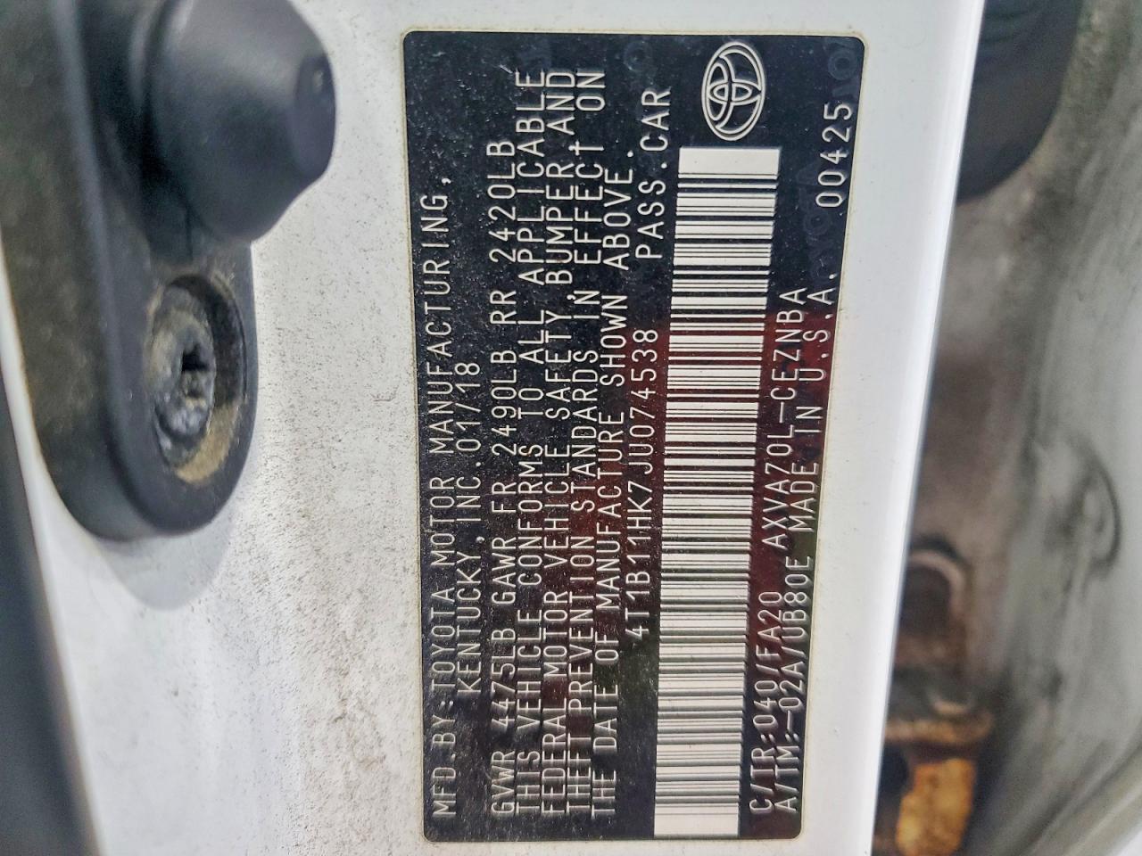 2018 TOYOTA CAMRY L photo 12