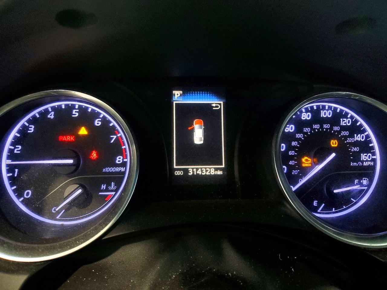 2018 TOYOTA CAMRY L photo 9