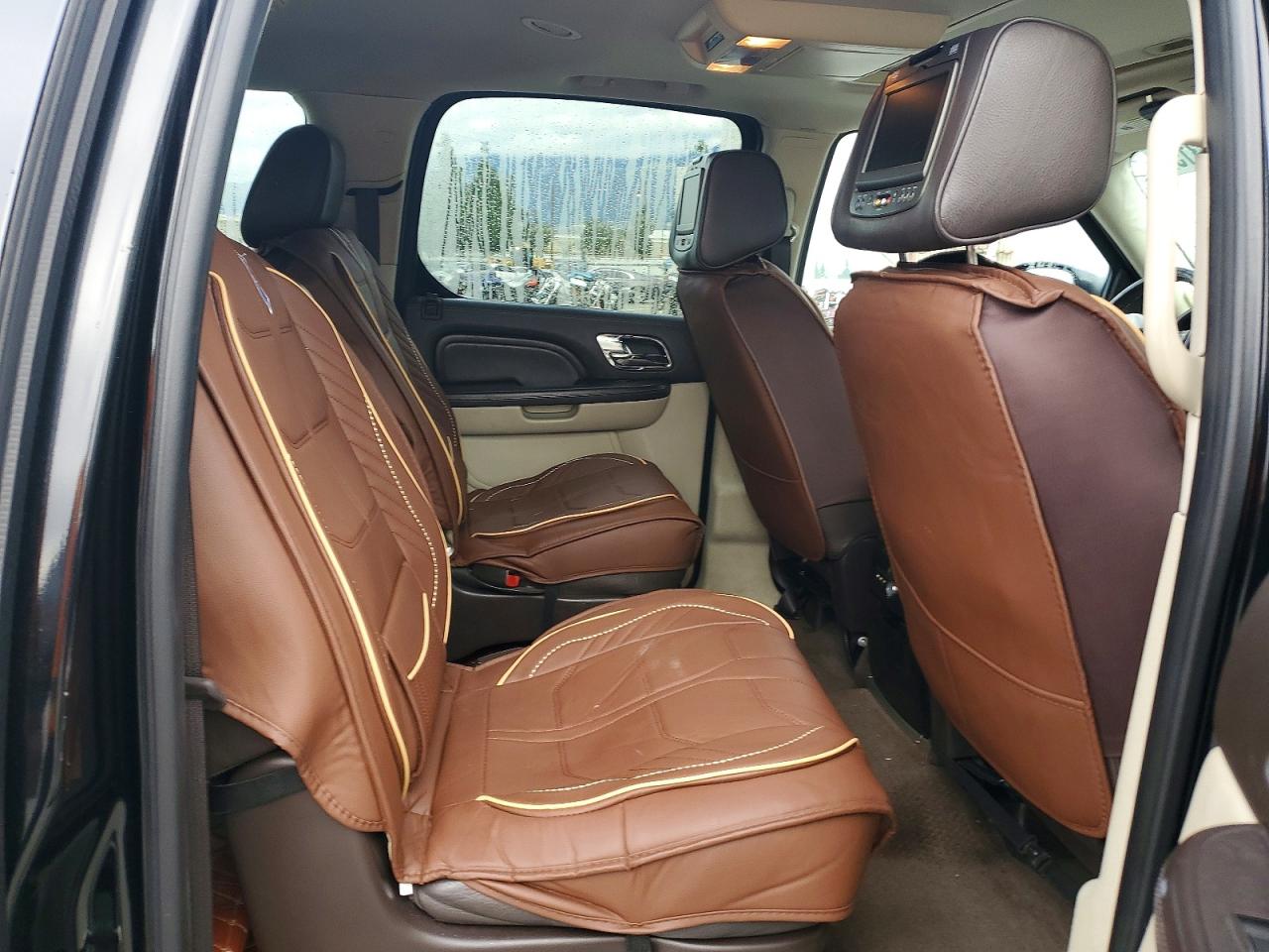 2011 CADILLAC ESCALADE ESV PLATINUM photo 21