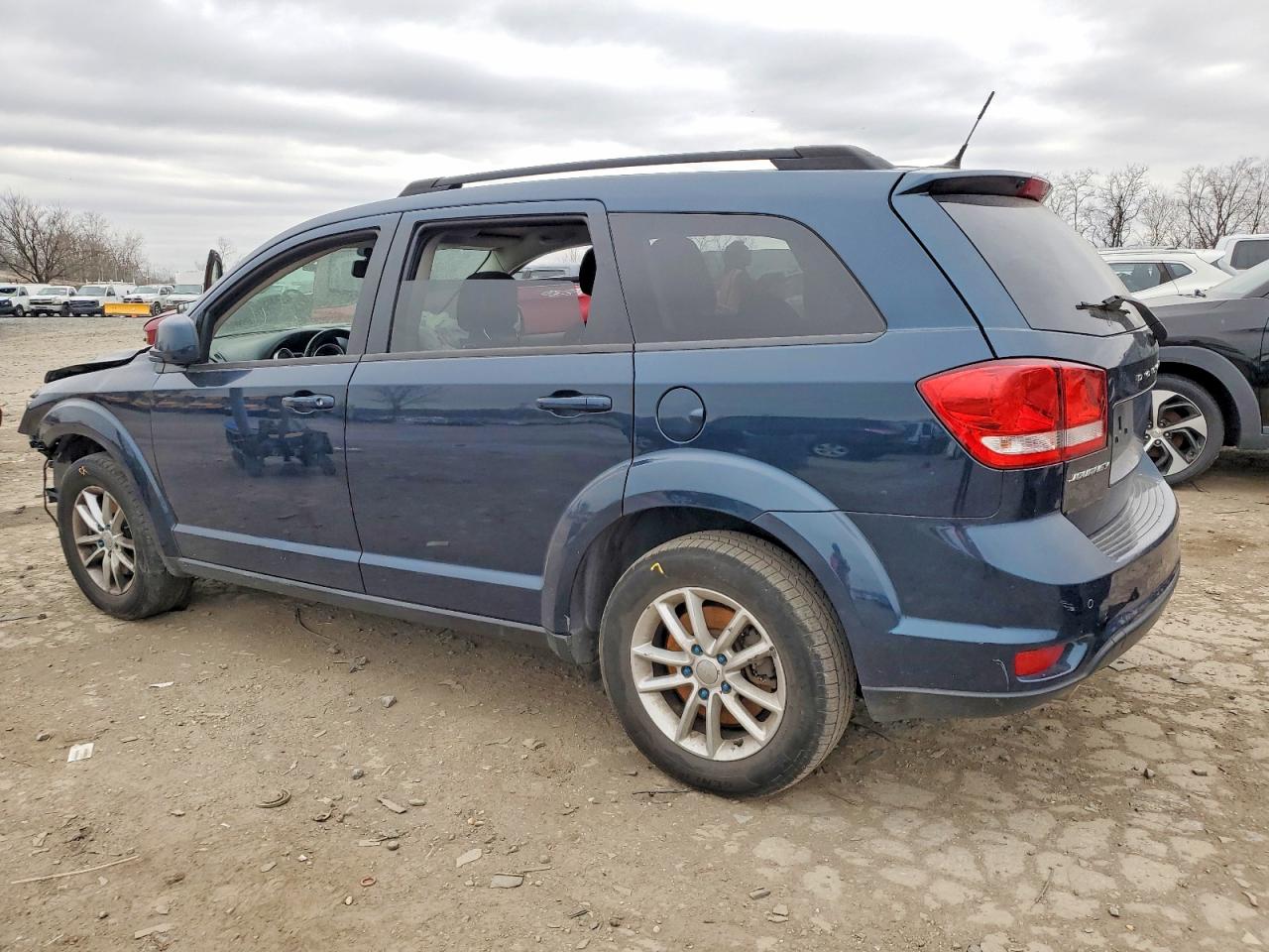2014 DODGE JOURNEY photo 2