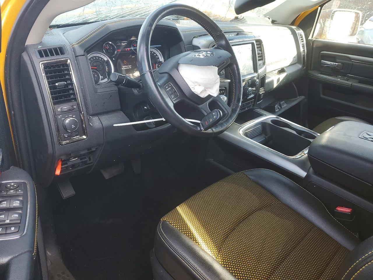 2016 RAM 1500 SPORT photo 8