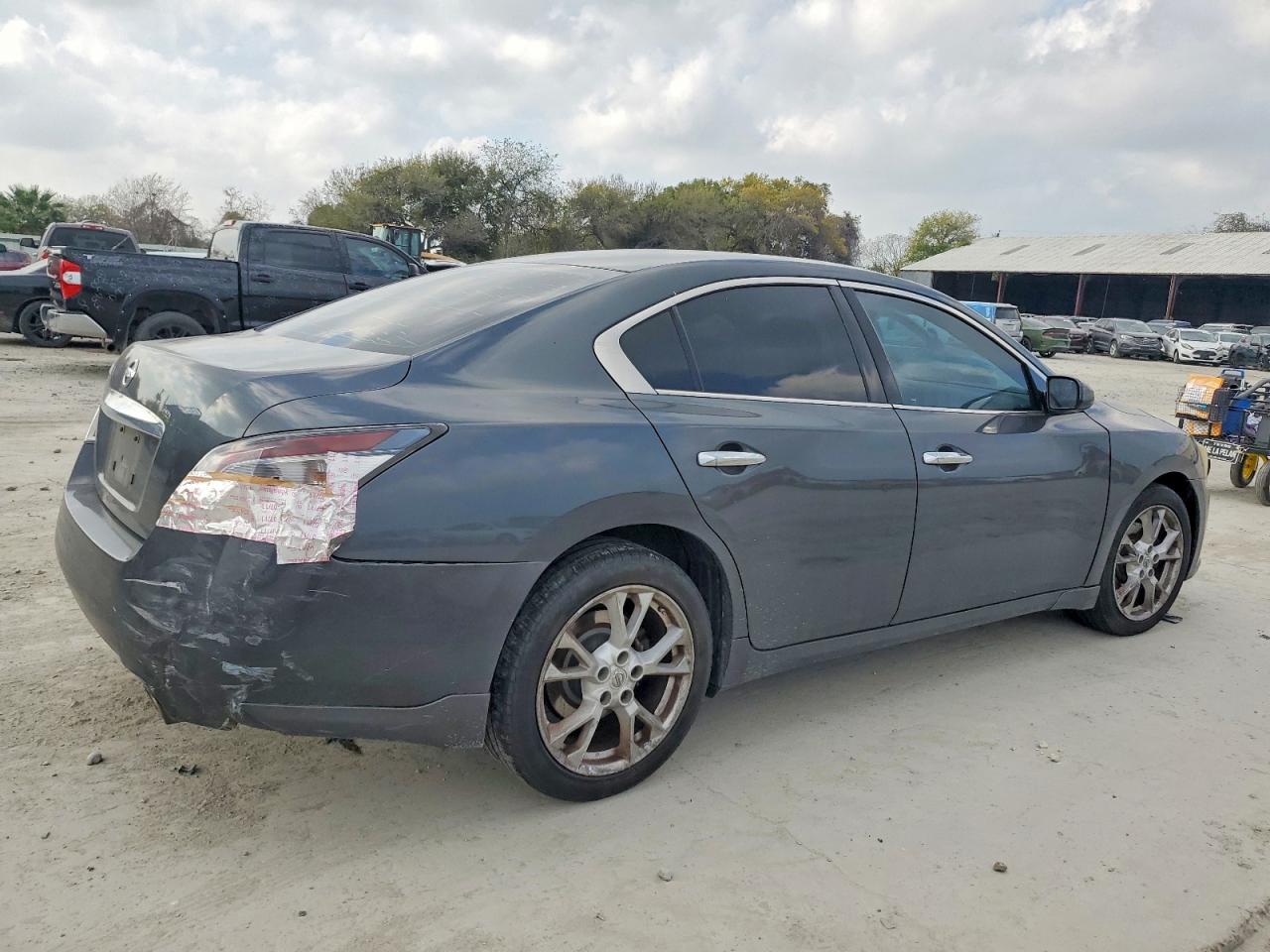 2013 NISSAN MAXIMA S photo 3