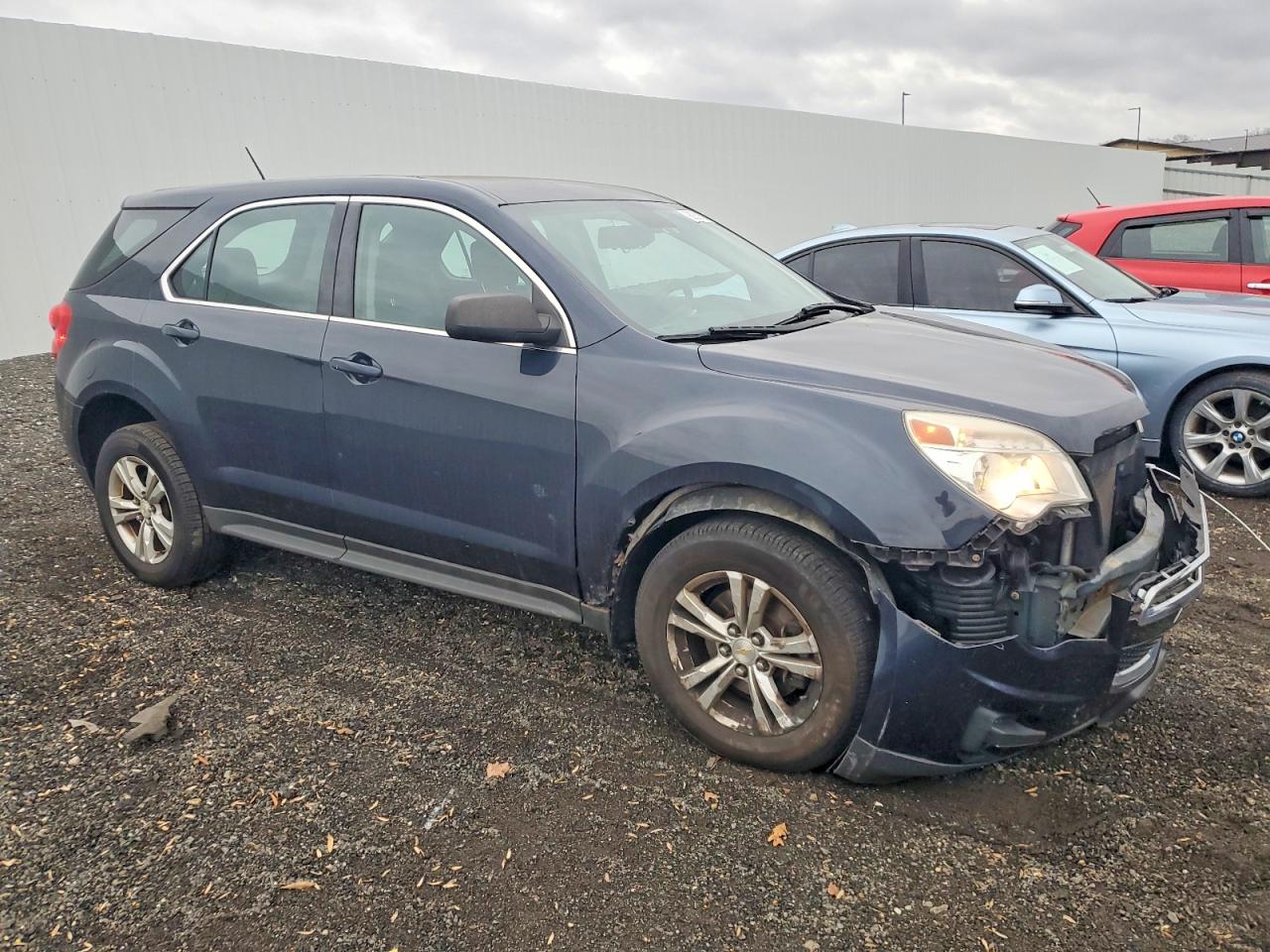 2015 CHEVROLET EQUINOX LS photo 4