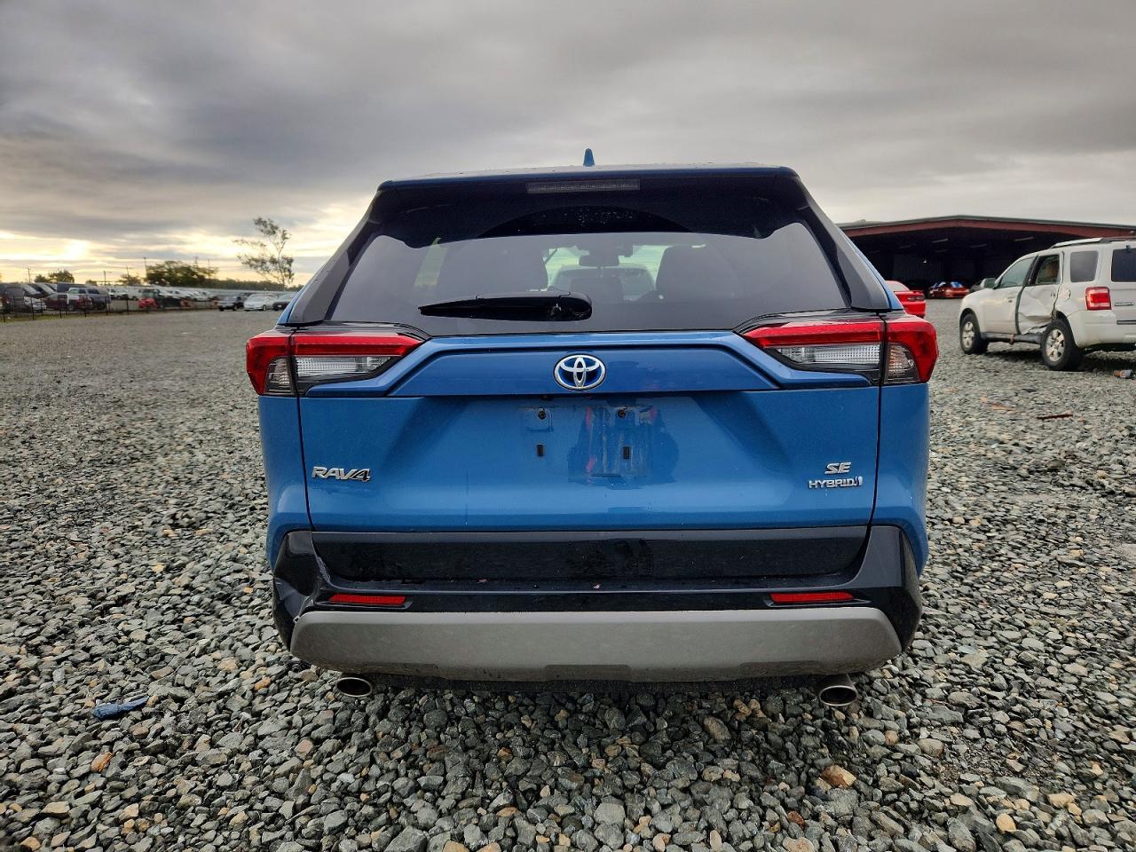 2024 TOYOTA RAV4 photo 6