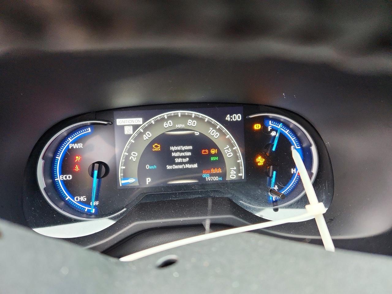 2024 TOYOTA RAV4 photo 9