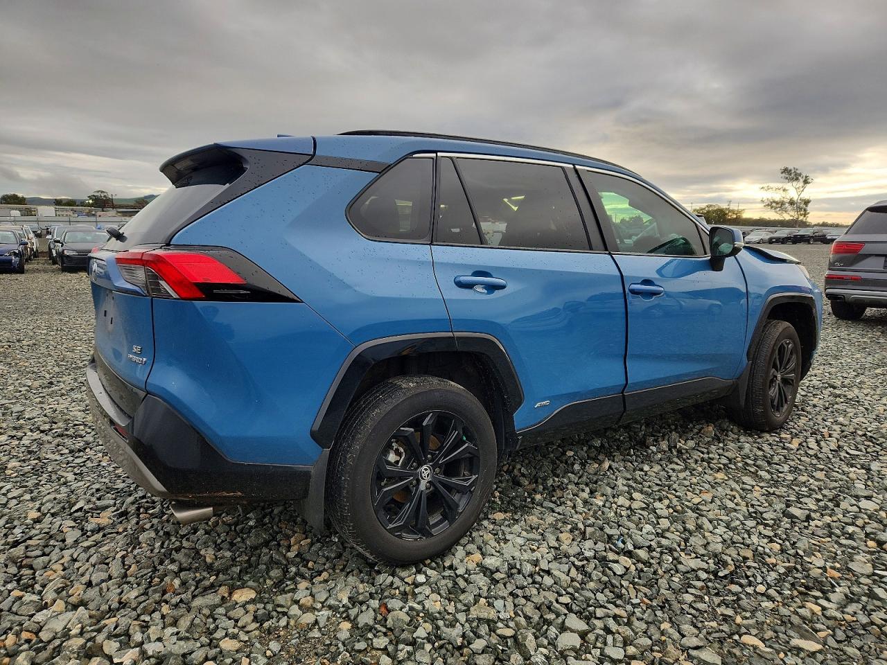 2024 TOYOTA RAV4 photo 3