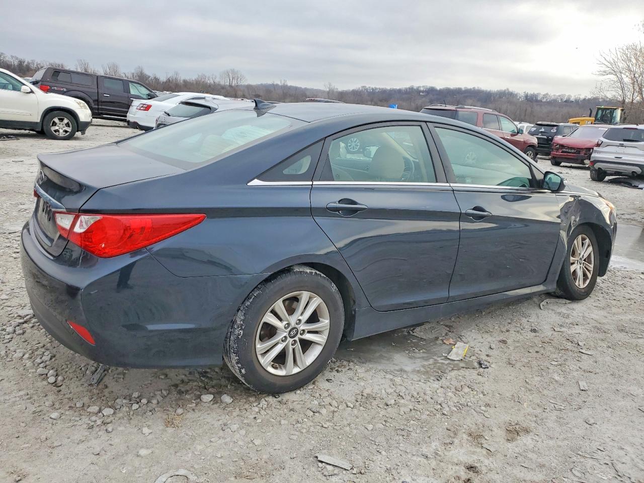 2014 HYUNDAI SONATA GLS photo 3