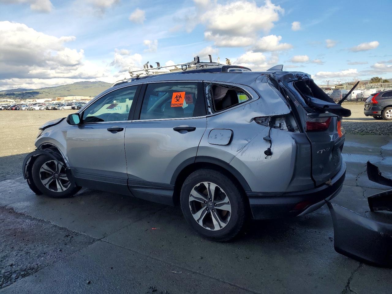 2017 HONDA CR-V LX photo 2