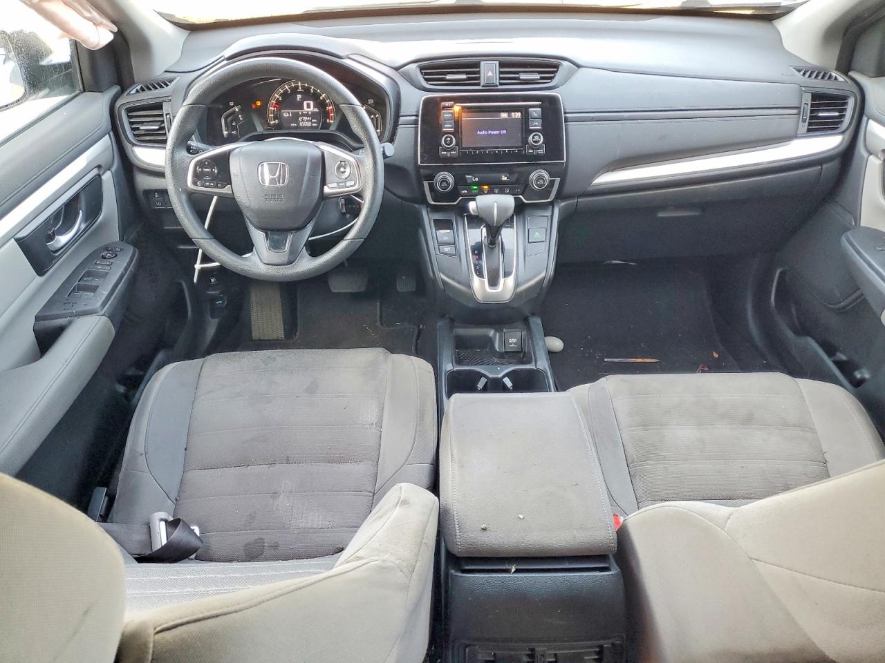 2017 HONDA CR-V LX photo 8