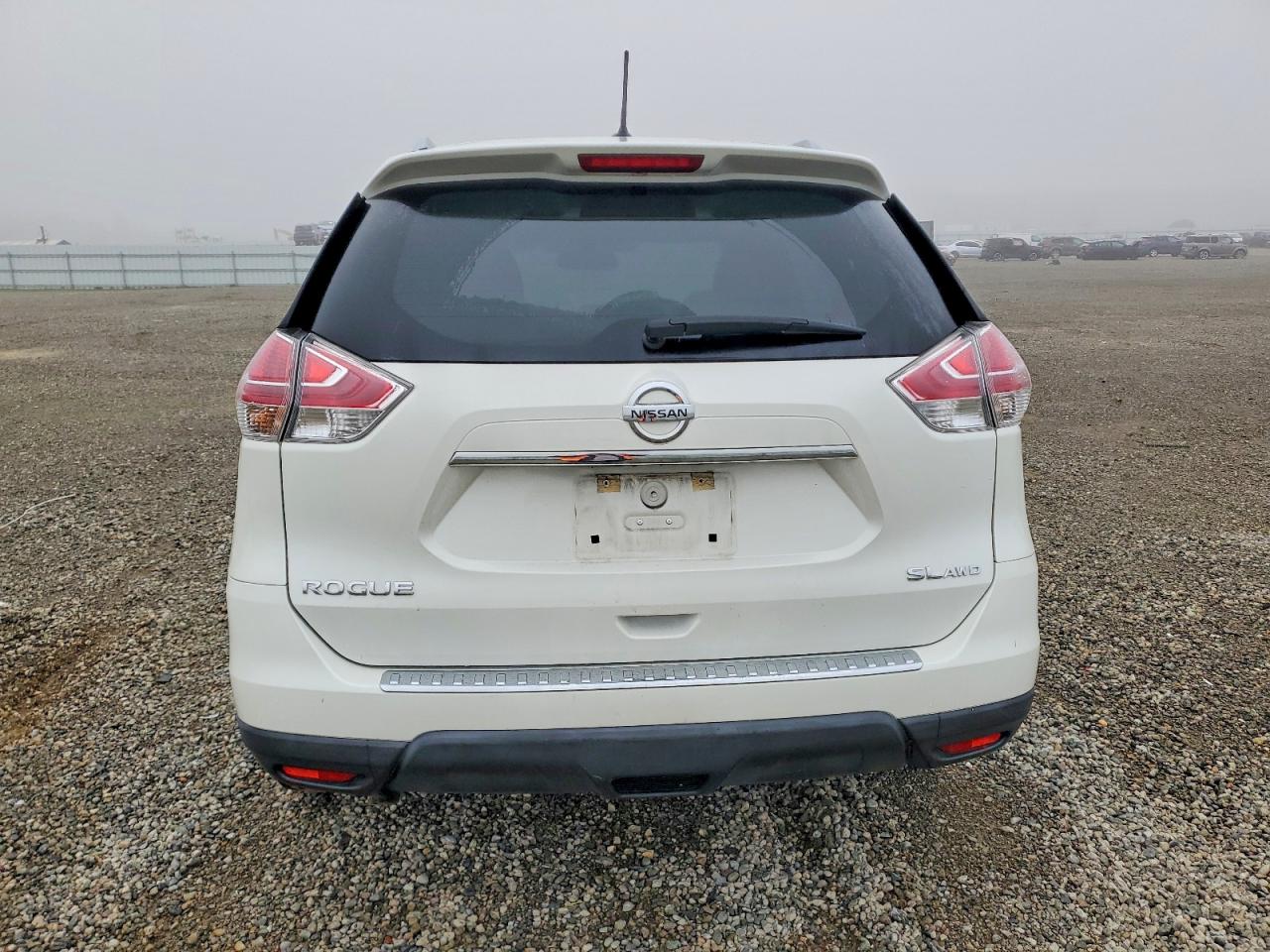 2016 NISSAN ROGUE S photo 6