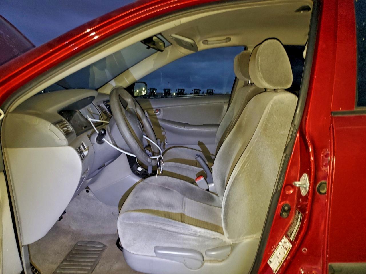 2007 TOYOTA COROLLA CE photo 7