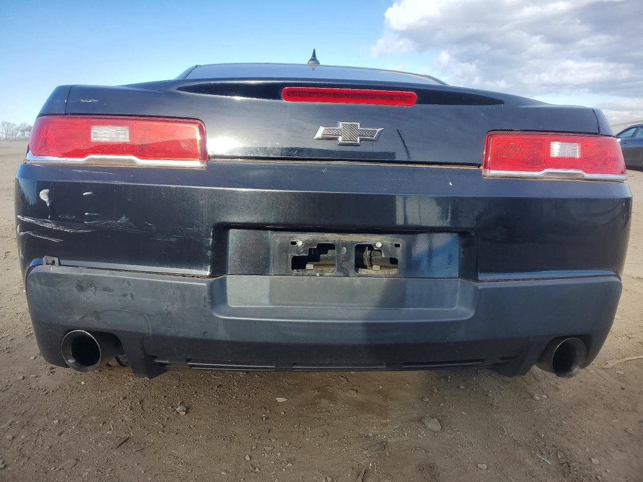 2015 CHEVROLET CAMARO LS photo 6