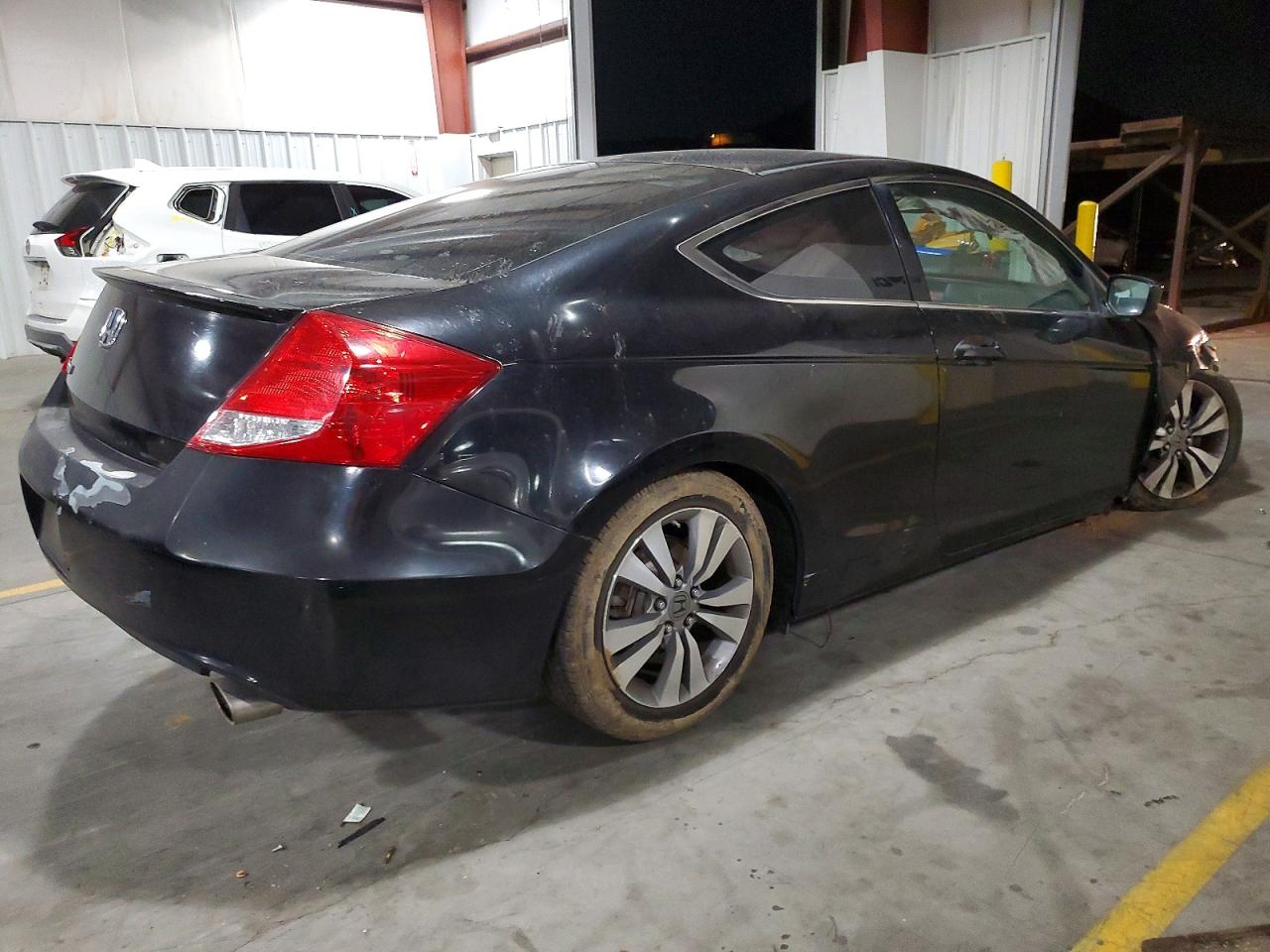 2011 HONDA ACCORD LX-S photo 3