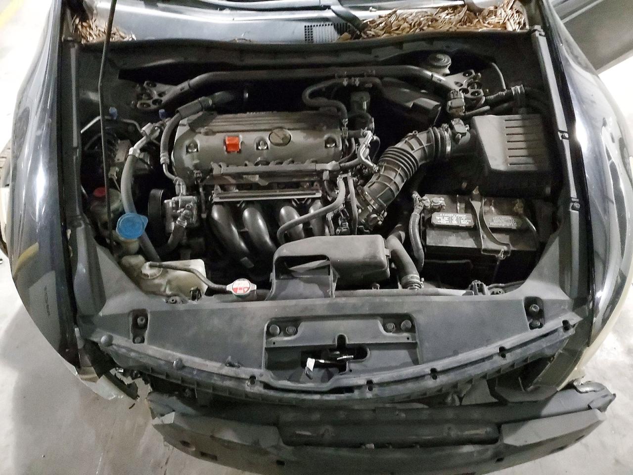2011 HONDA ACCORD LX-S photo 11