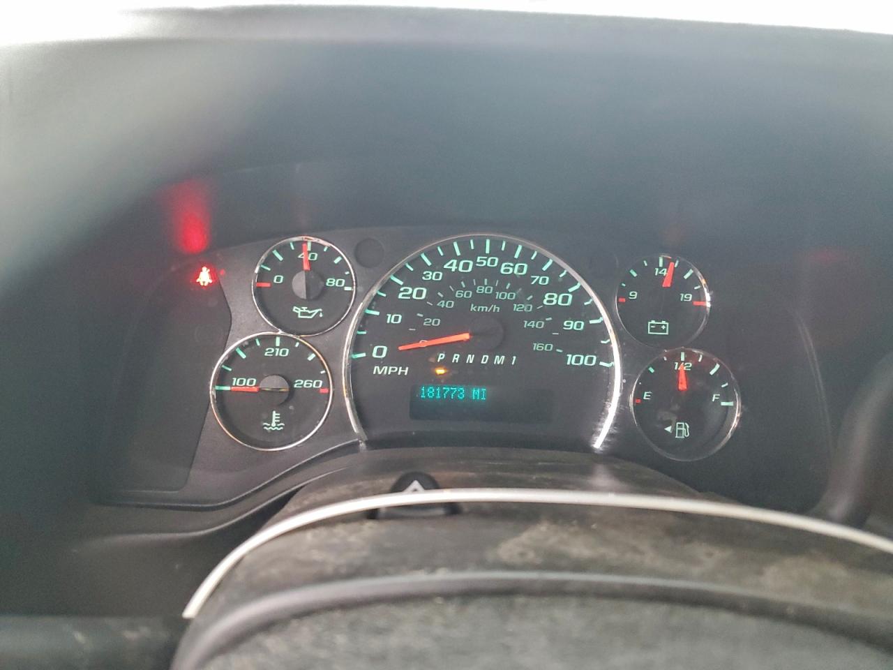 2018 GMC SAVANA G2500 photo 9