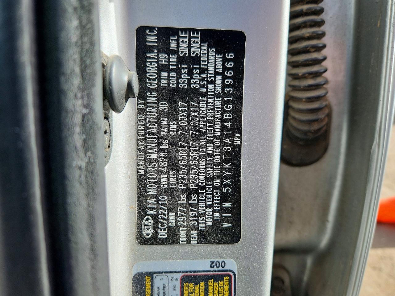 2011 KIA SORENTO BASE photo 12