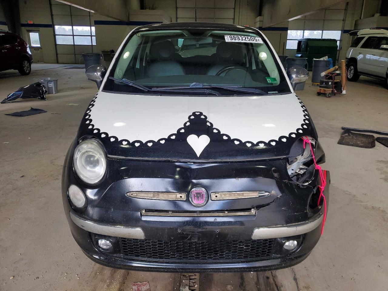 2012 FIAT 500 LOUNGE photo 5