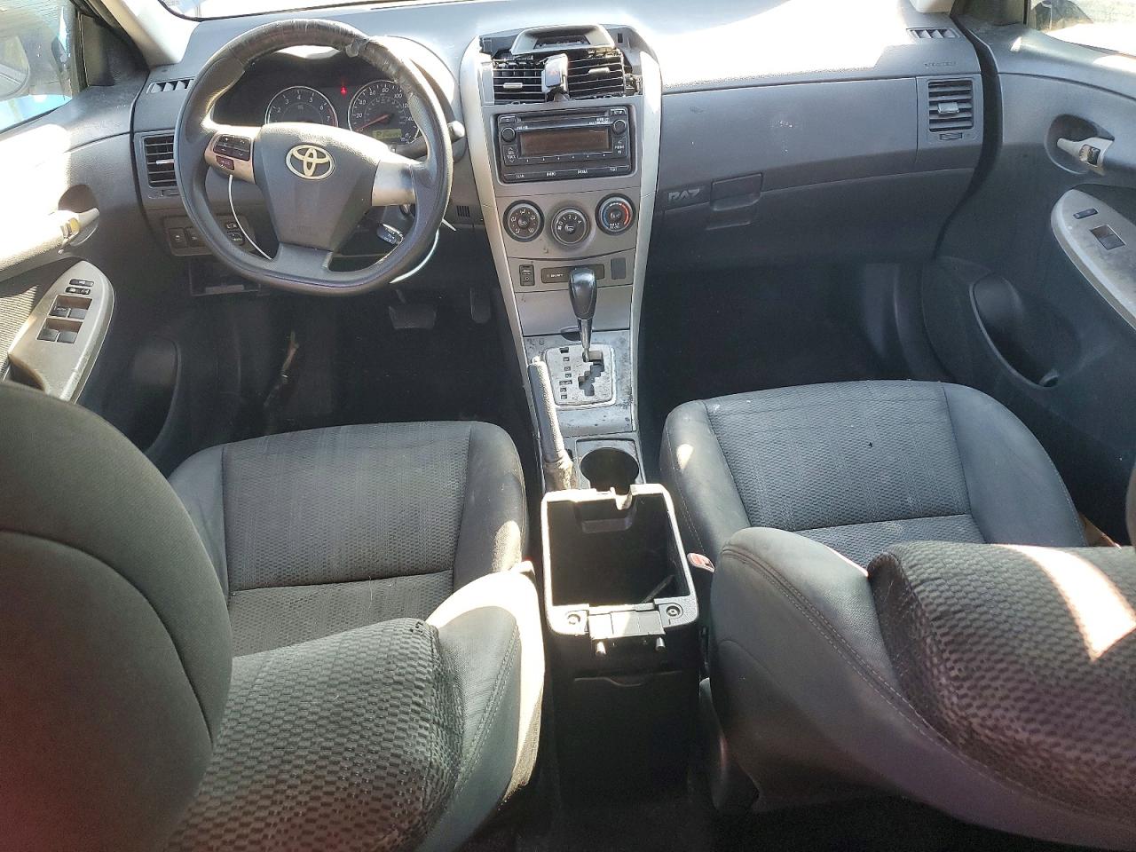 2012 TOYOTA COROLLA BASE photo 8