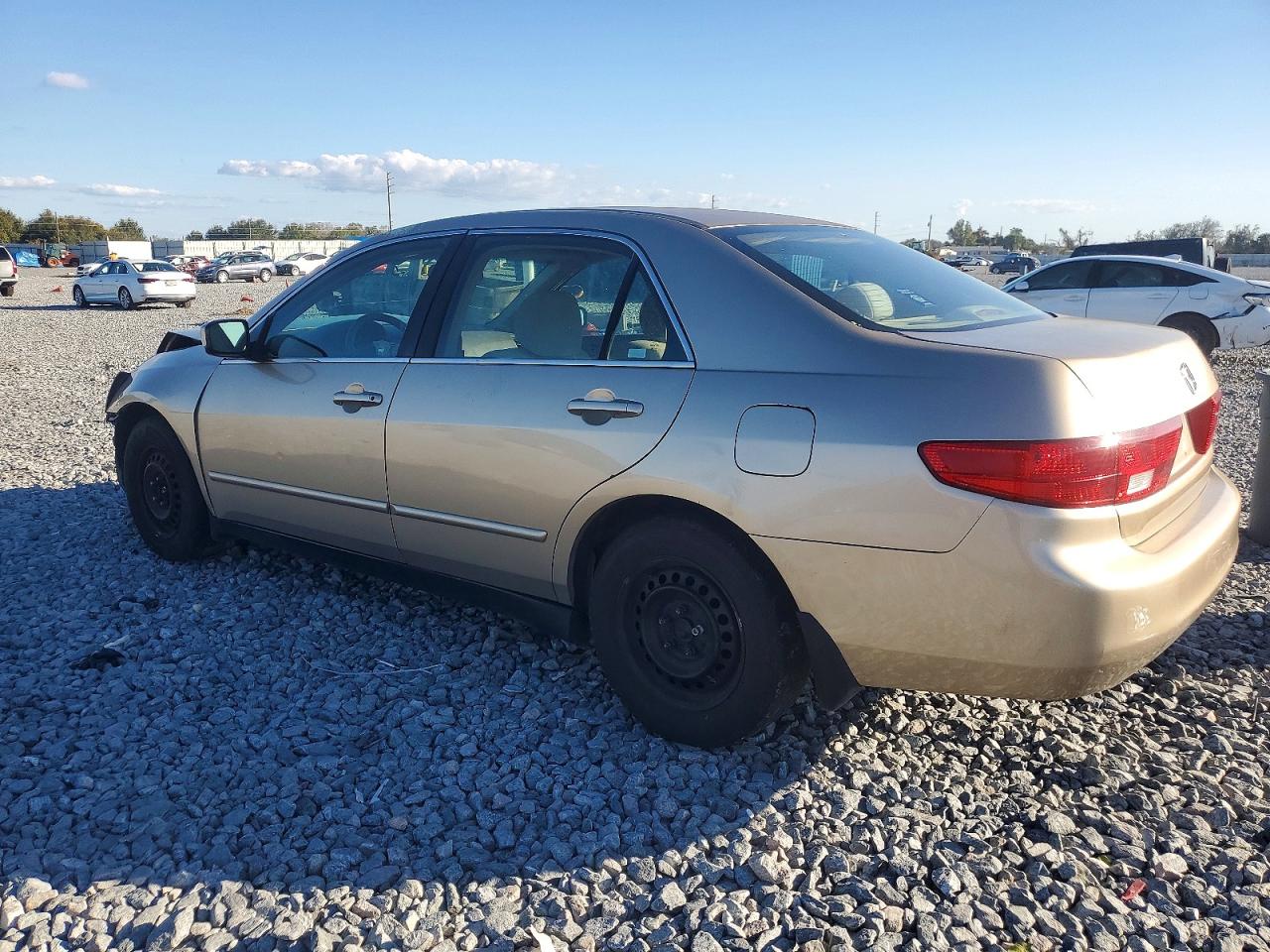 2005 HONDA ACCORD LX photo 2