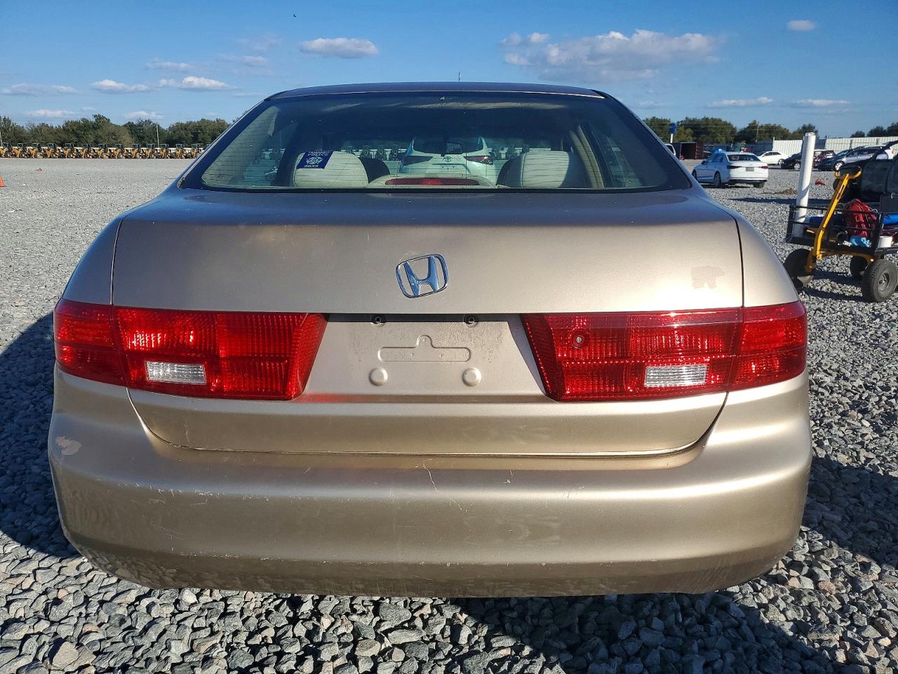 2005 HONDA ACCORD LX photo 6