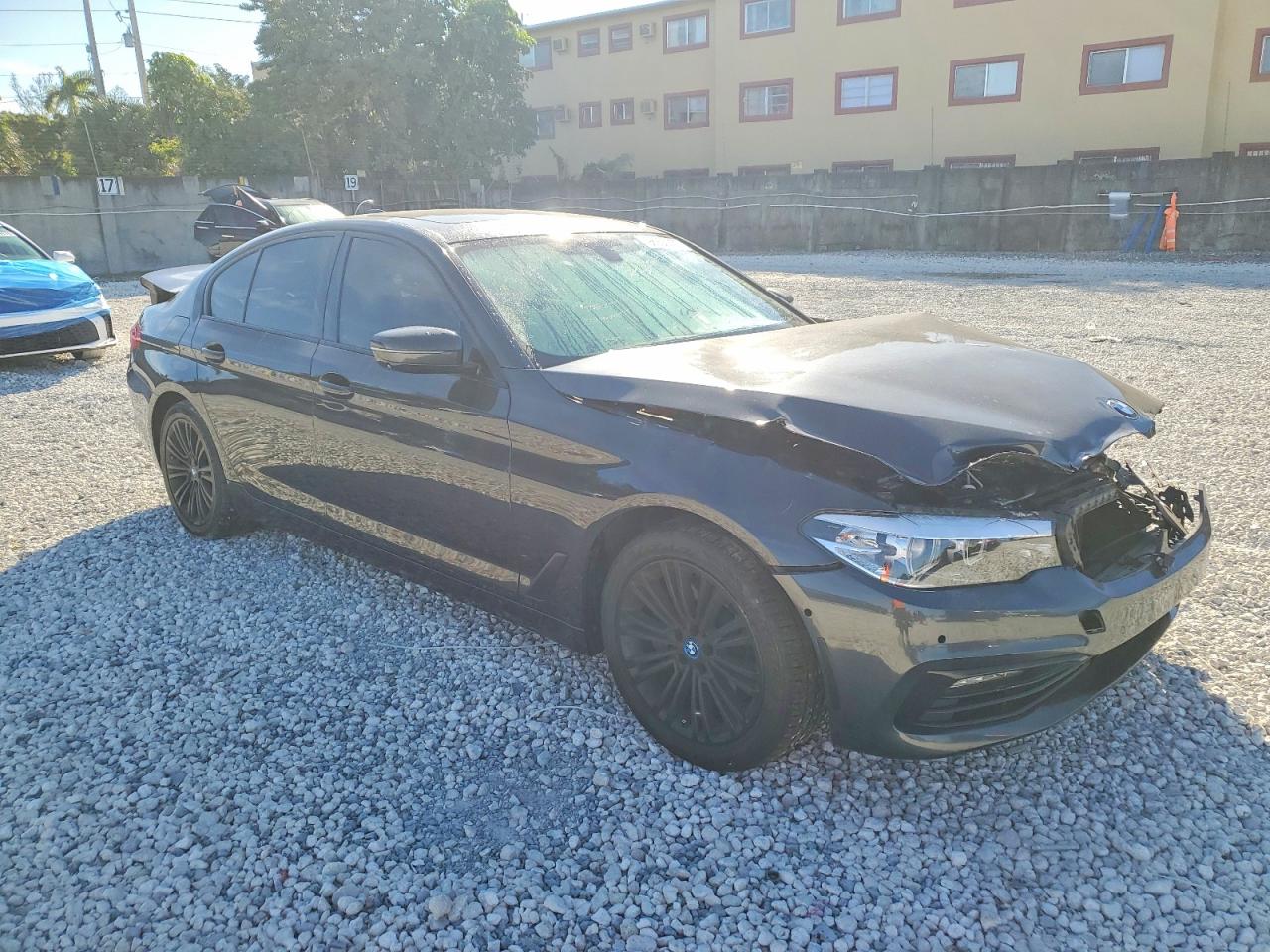 2018 BMW 530E photo 4
