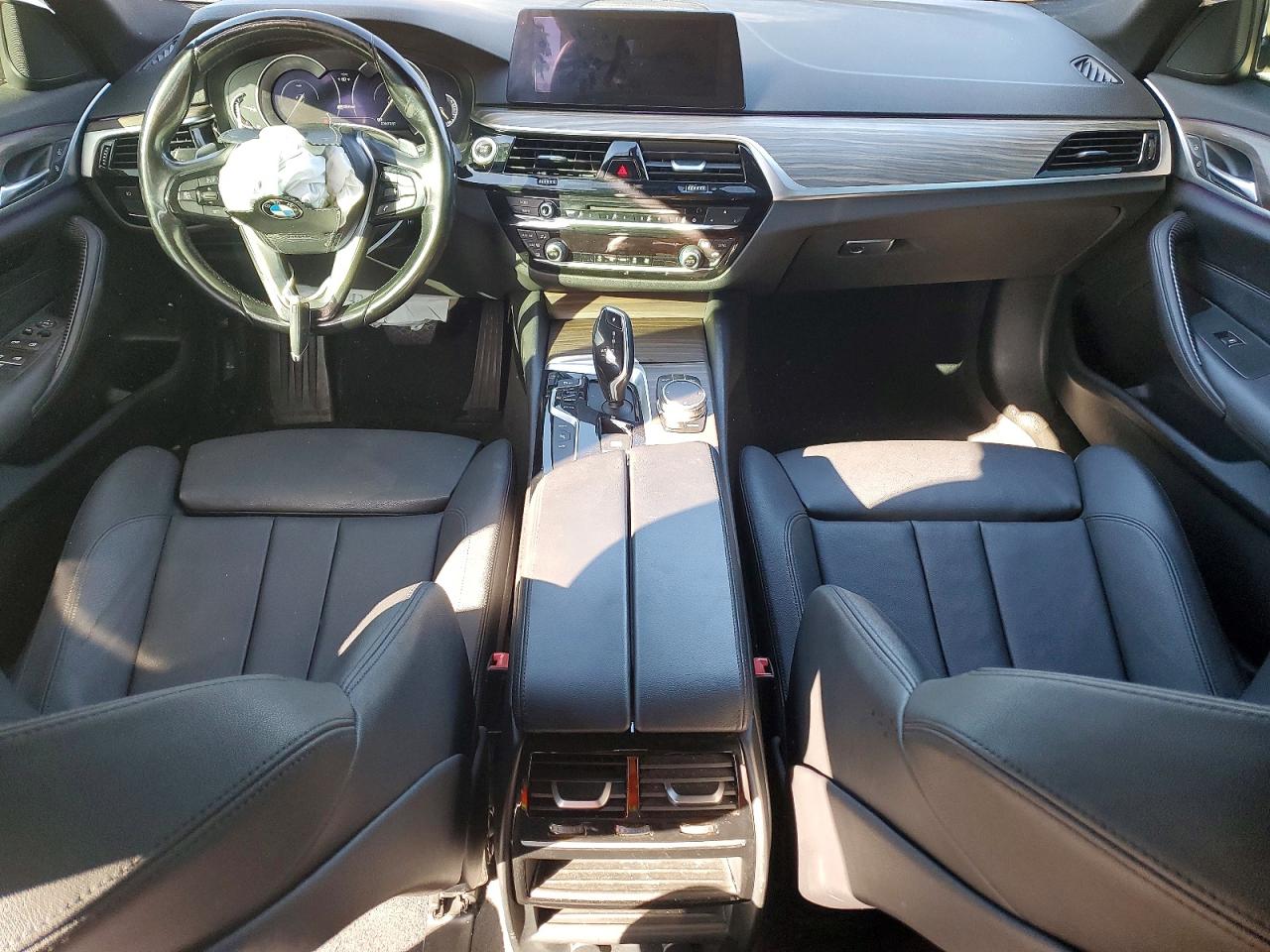 2018 BMW 530E photo 8
