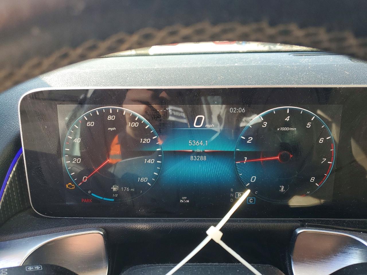 2020 MERCEDES-BENZ GLB 250 photo 9