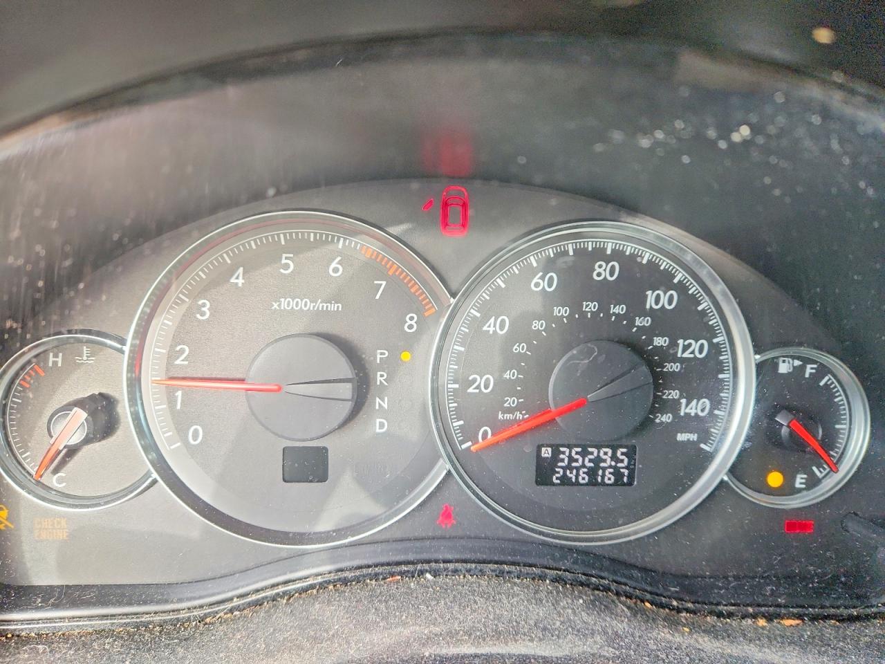 2009 SUBARU OUTBACK photo 9