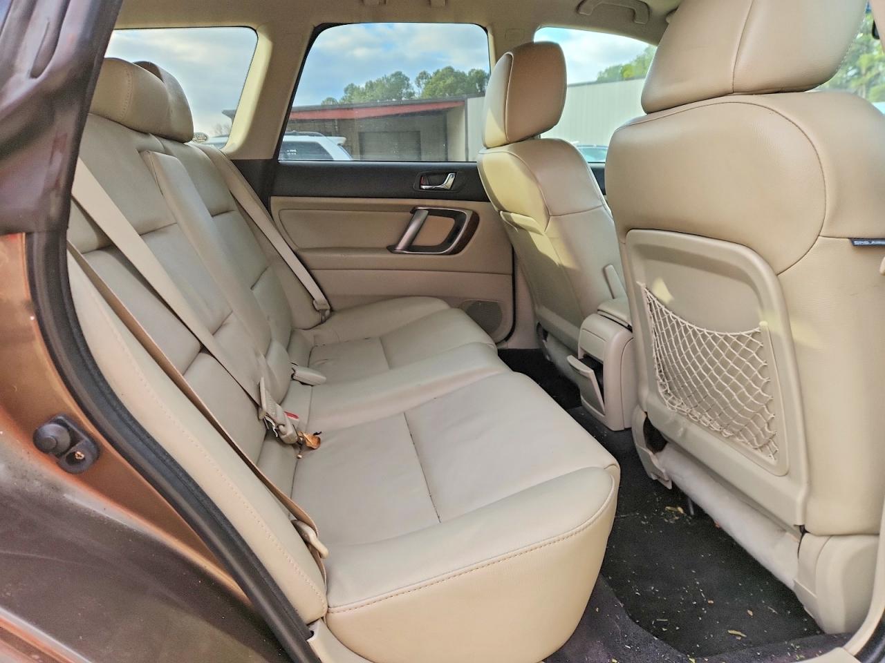 2009 SUBARU OUTBACK photo 11