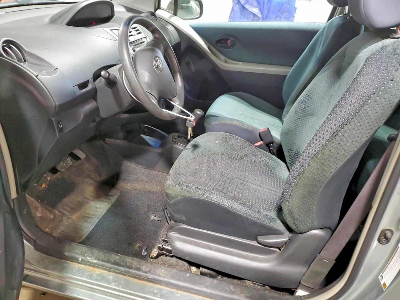 2007 TOYOTA YARIS photo 7