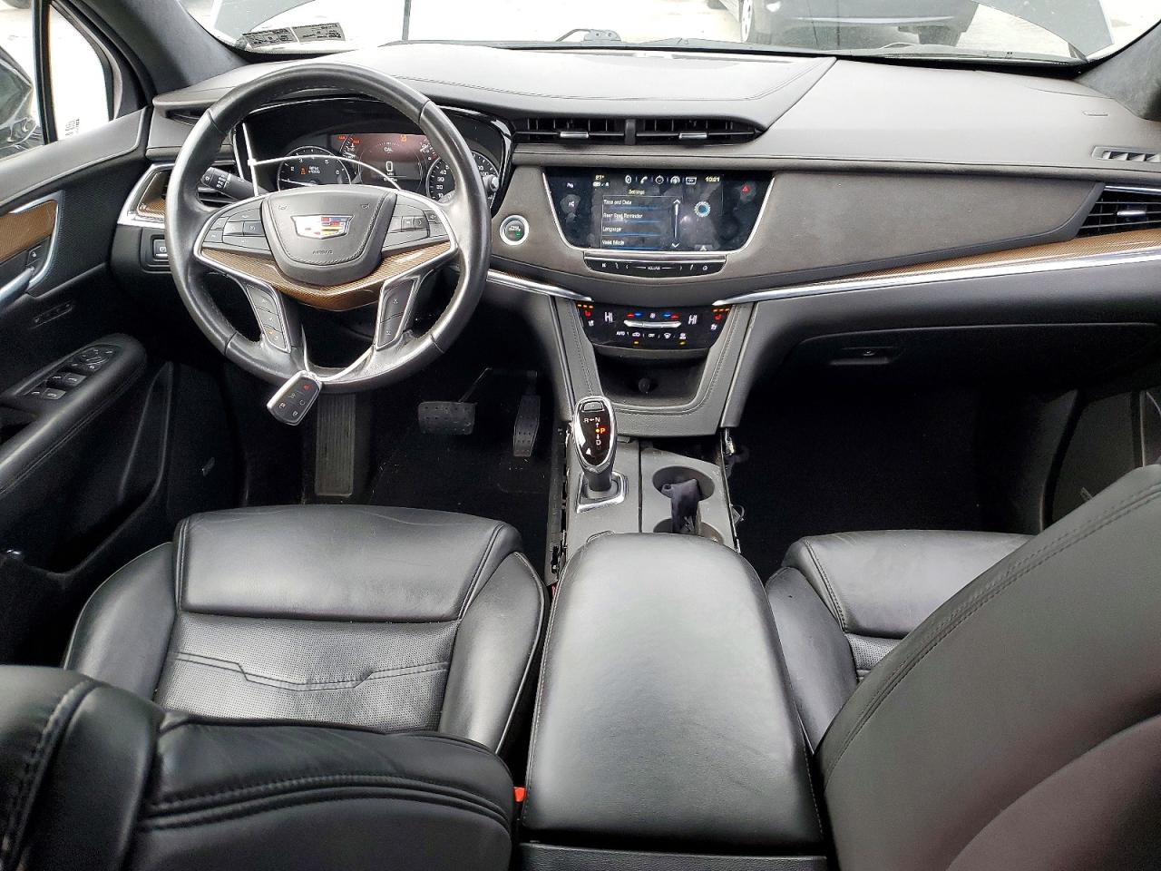 2018 CADILLAC XT5 PLATINUM photo 8
