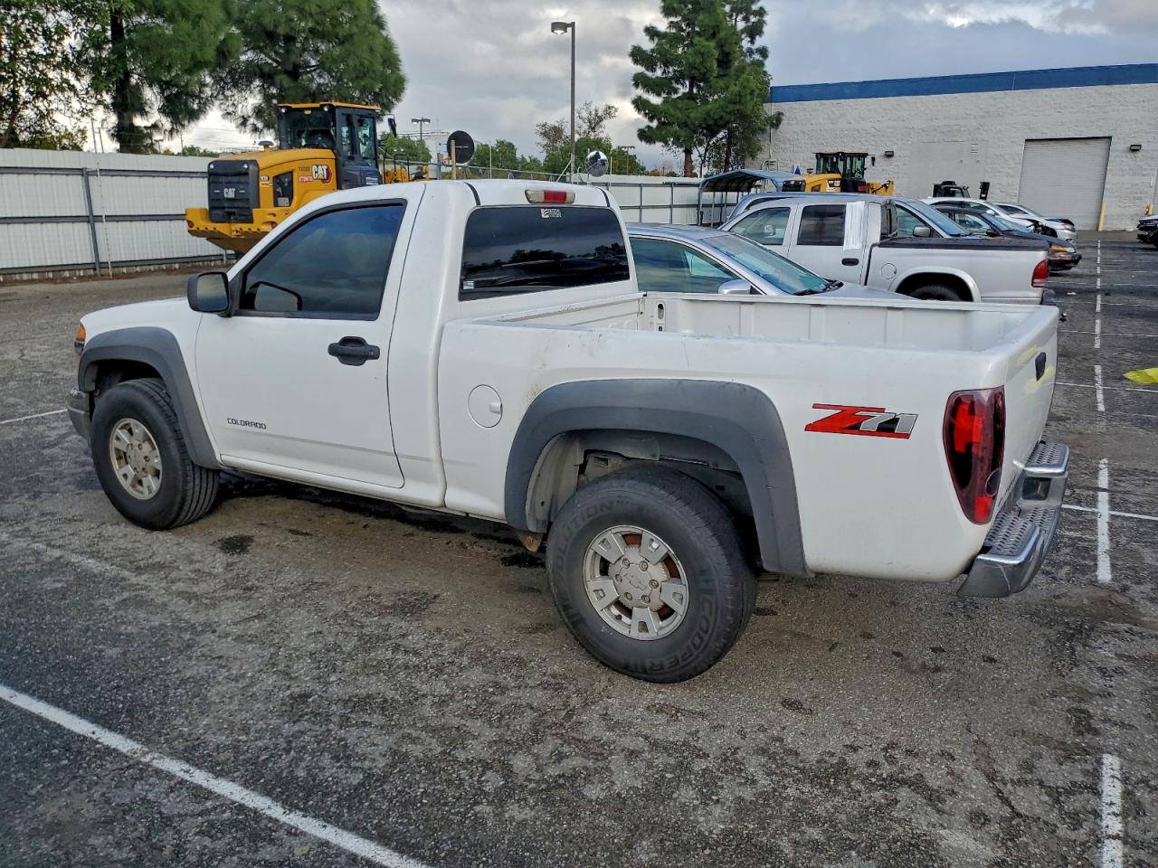 2005 CHEVROLET COLORADO photo 2