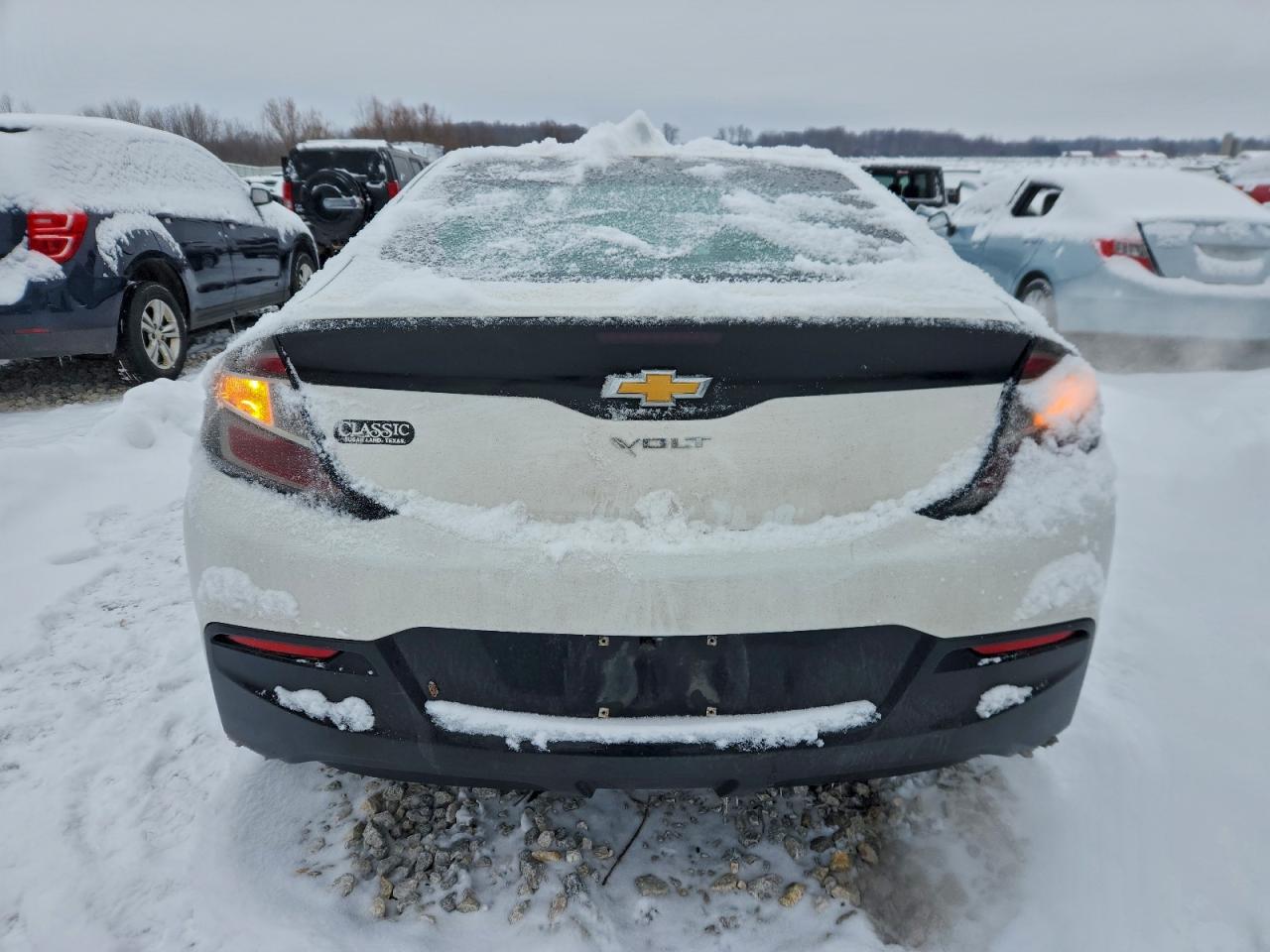 2017 CHEVROLET VOLT LT photo 6