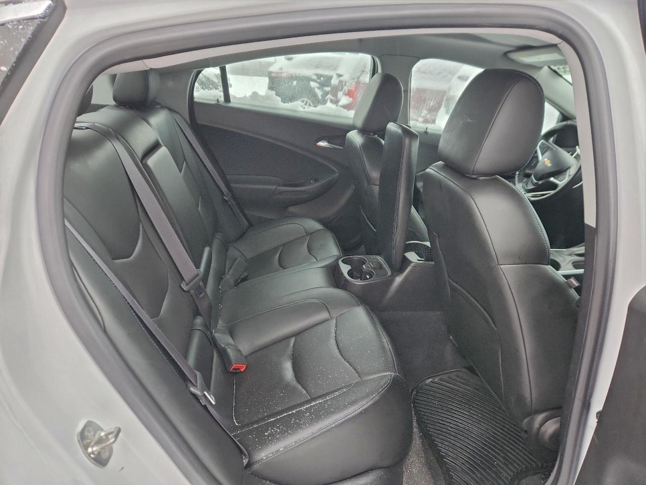 2017 CHEVROLET VOLT LT photo 10