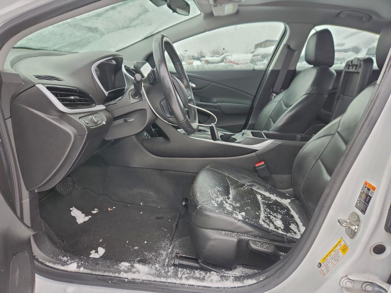 2017 CHEVROLET VOLT LT photo 7