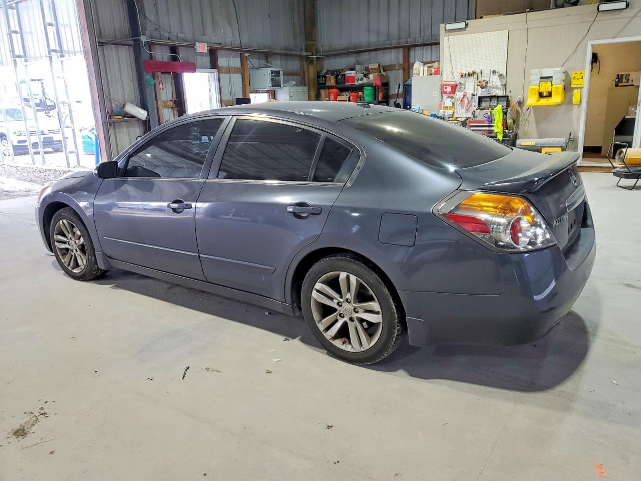 2012 NISSAN ALTIMA SR photo 2
