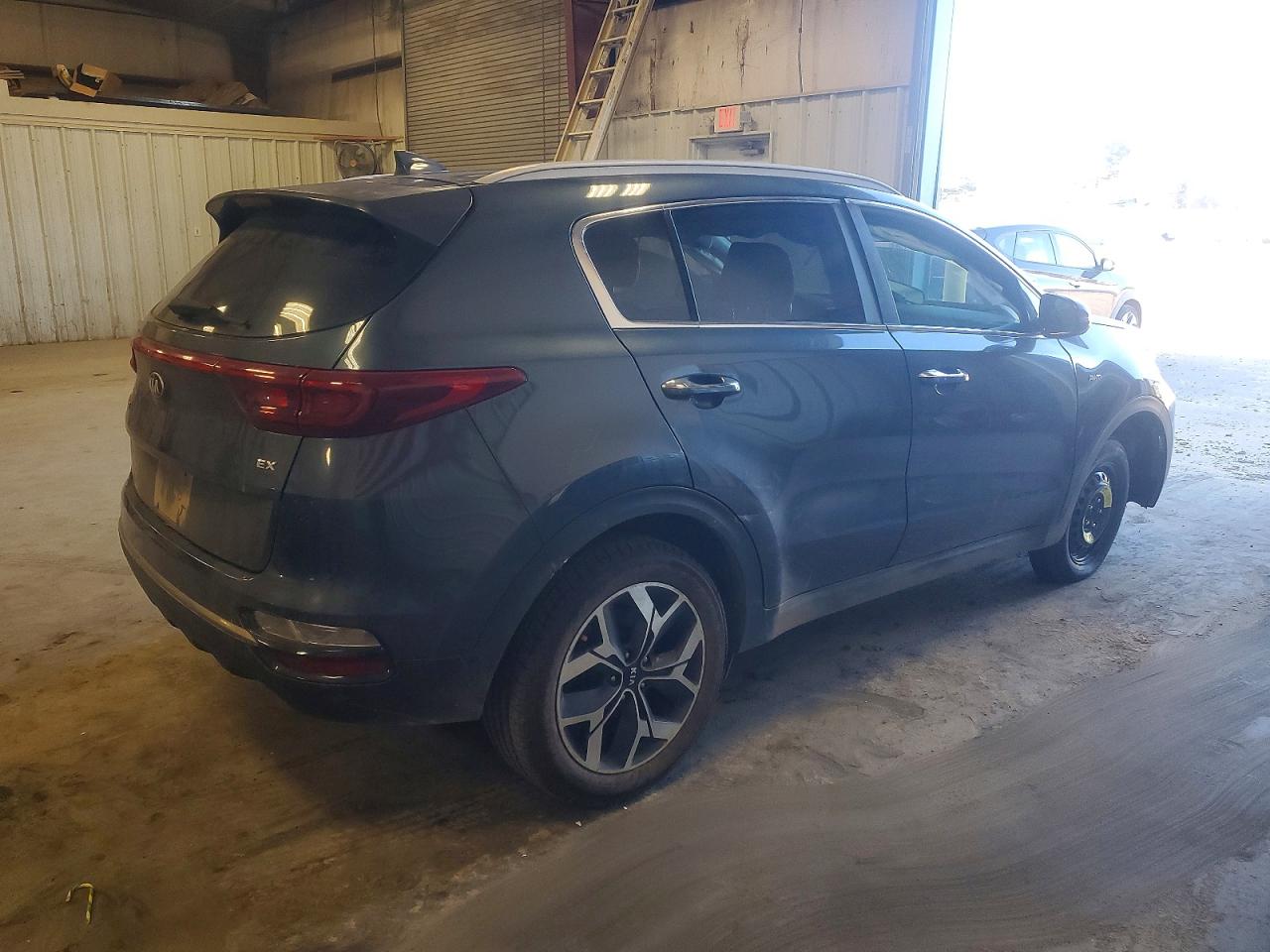 2020 KIA SPORTAGE EX photo 3