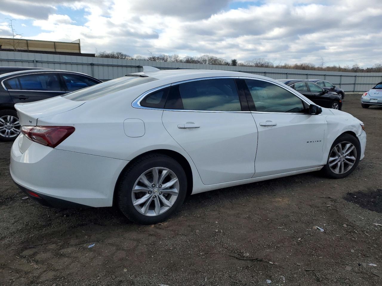 2021 CHEVROLET MALIBU LT photo 7