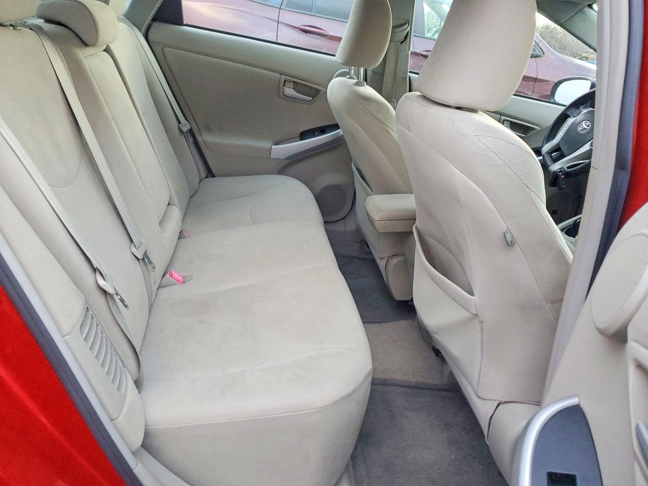 2010 TOYOTA PRIUS photo 10