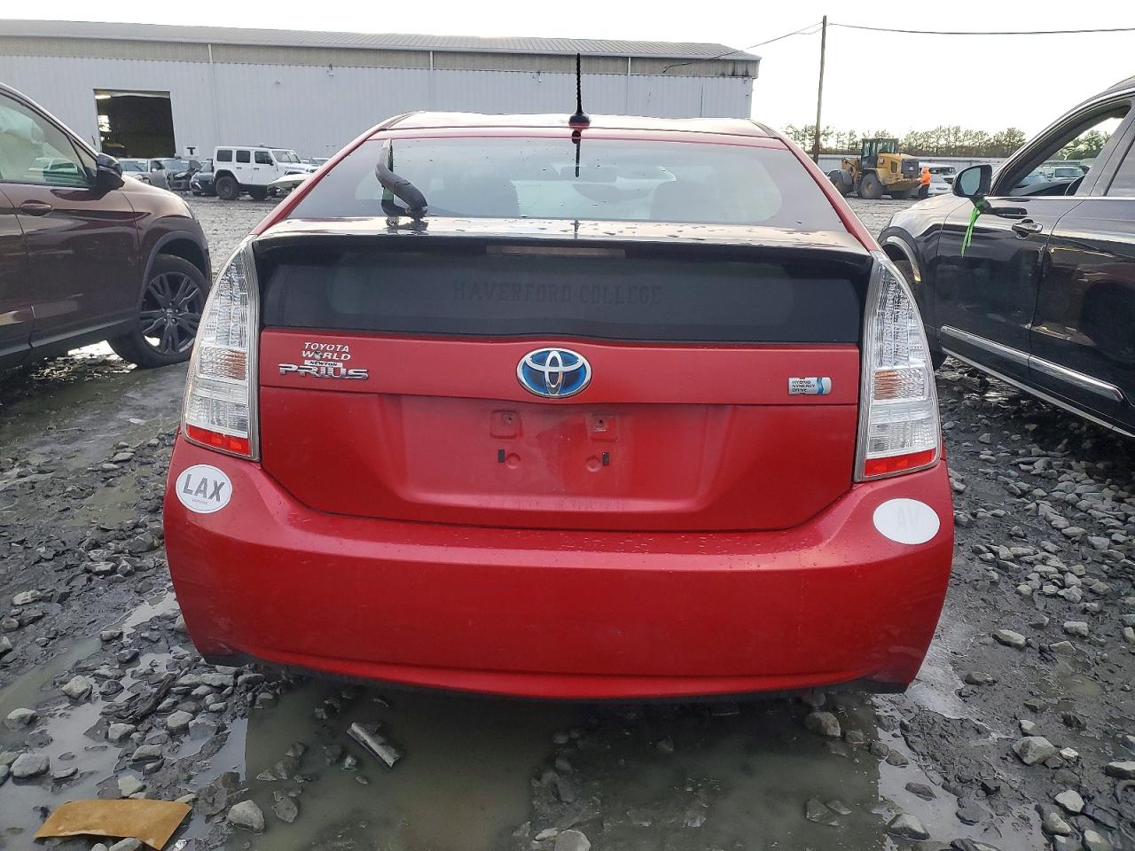2010 TOYOTA PRIUS photo 6